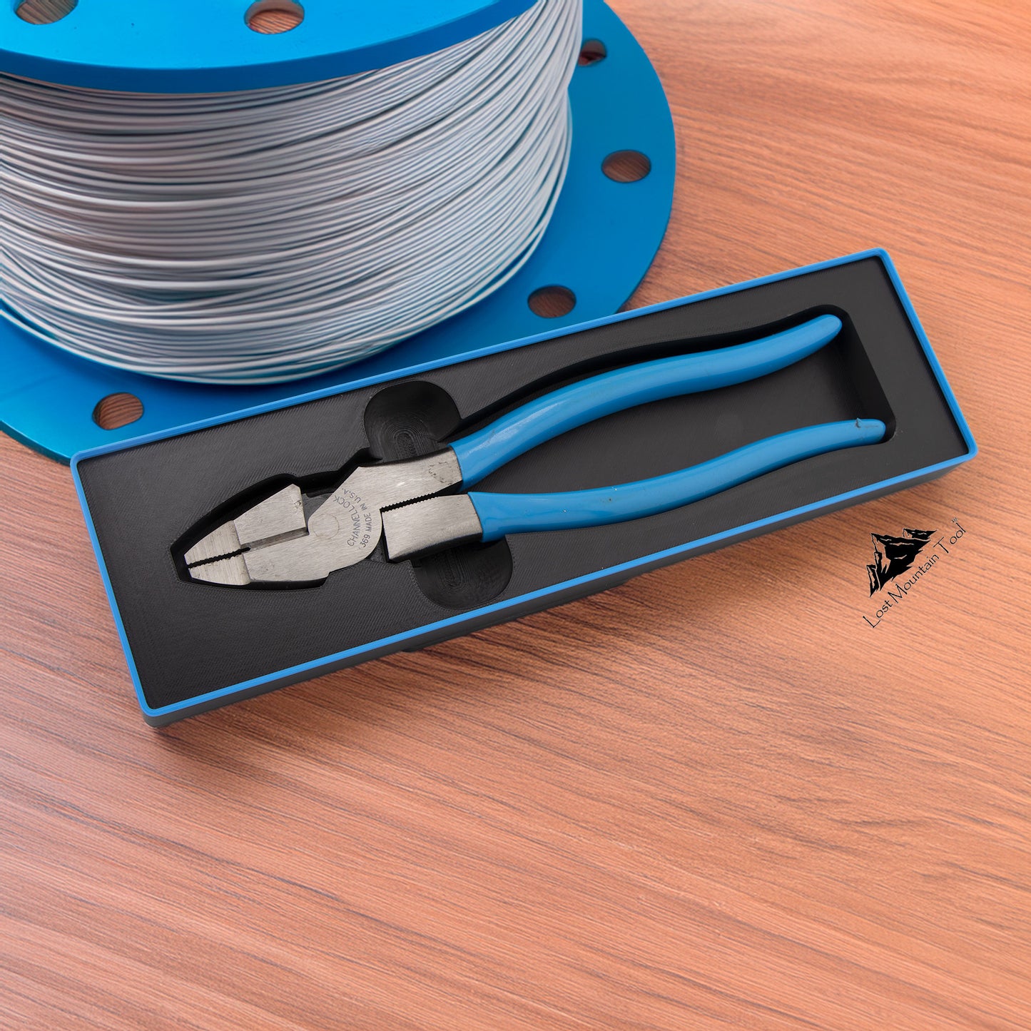 Gridfinity-compatible Bin for Channellock® 369-9.5in Lineman's Pliers